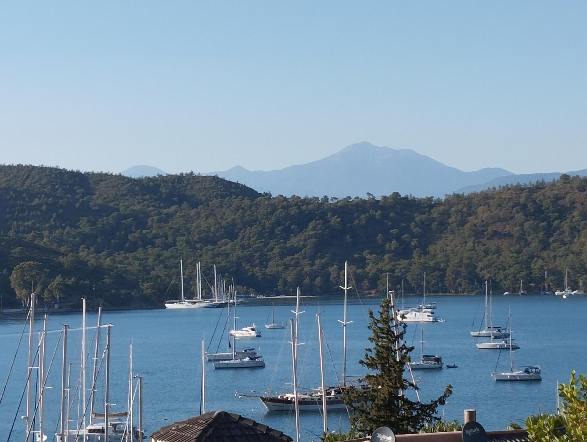 Duygu Apart Spellbinding Sea Views Fethiye Rom bilde
